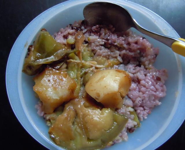 土豆茄子饭的做法