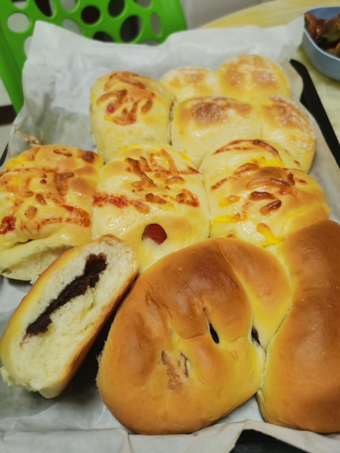 一个面团做4种口味面包！松软可口巨美味！