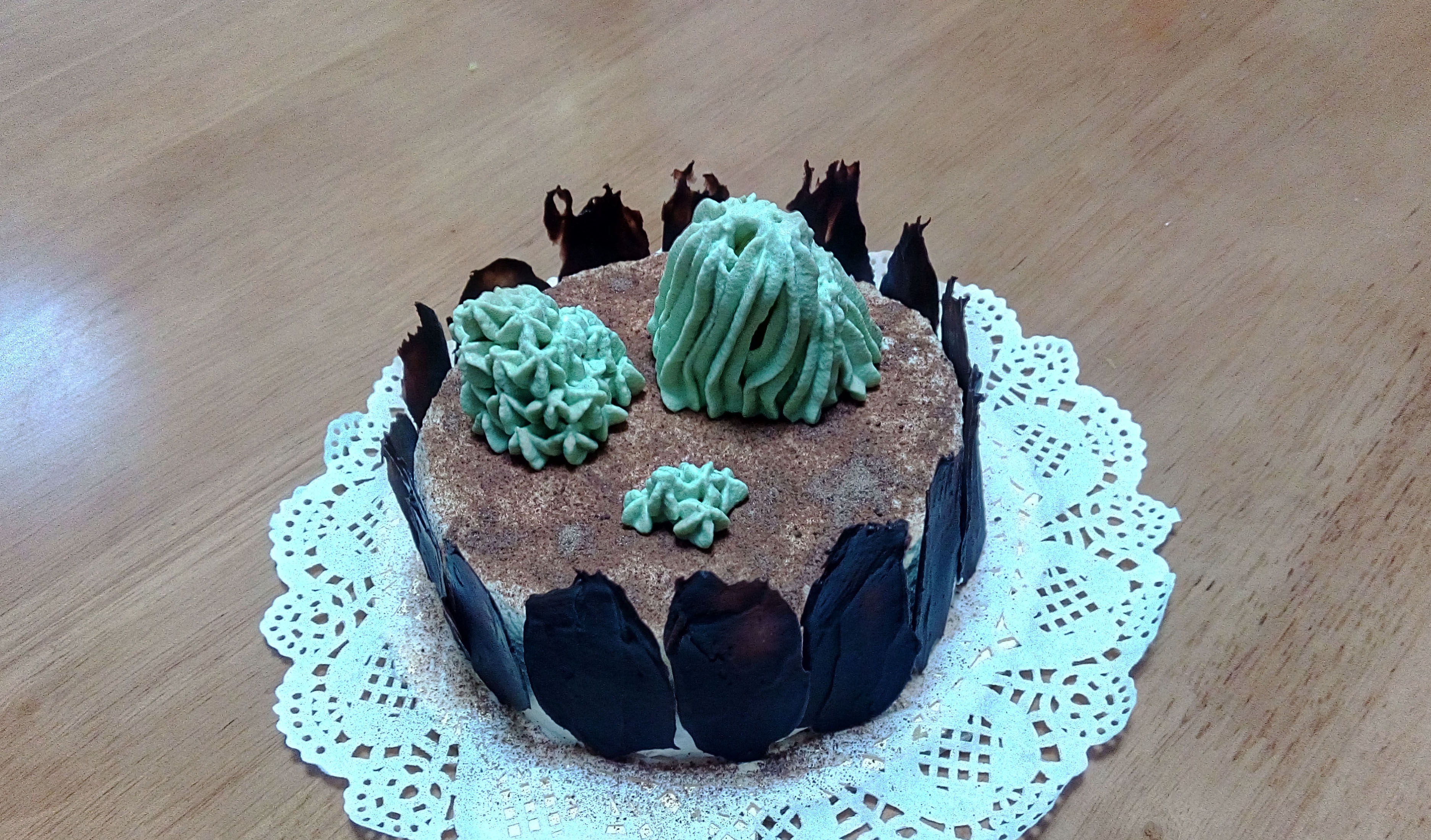 多肉植物仙人球杯子蛋糕（抹茶草莓可可cupcake）