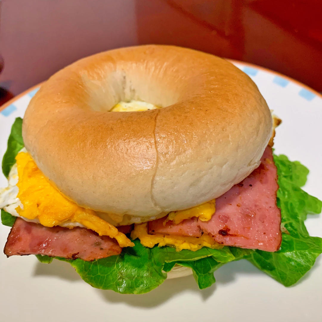 《Tinrry+》贝果三明治