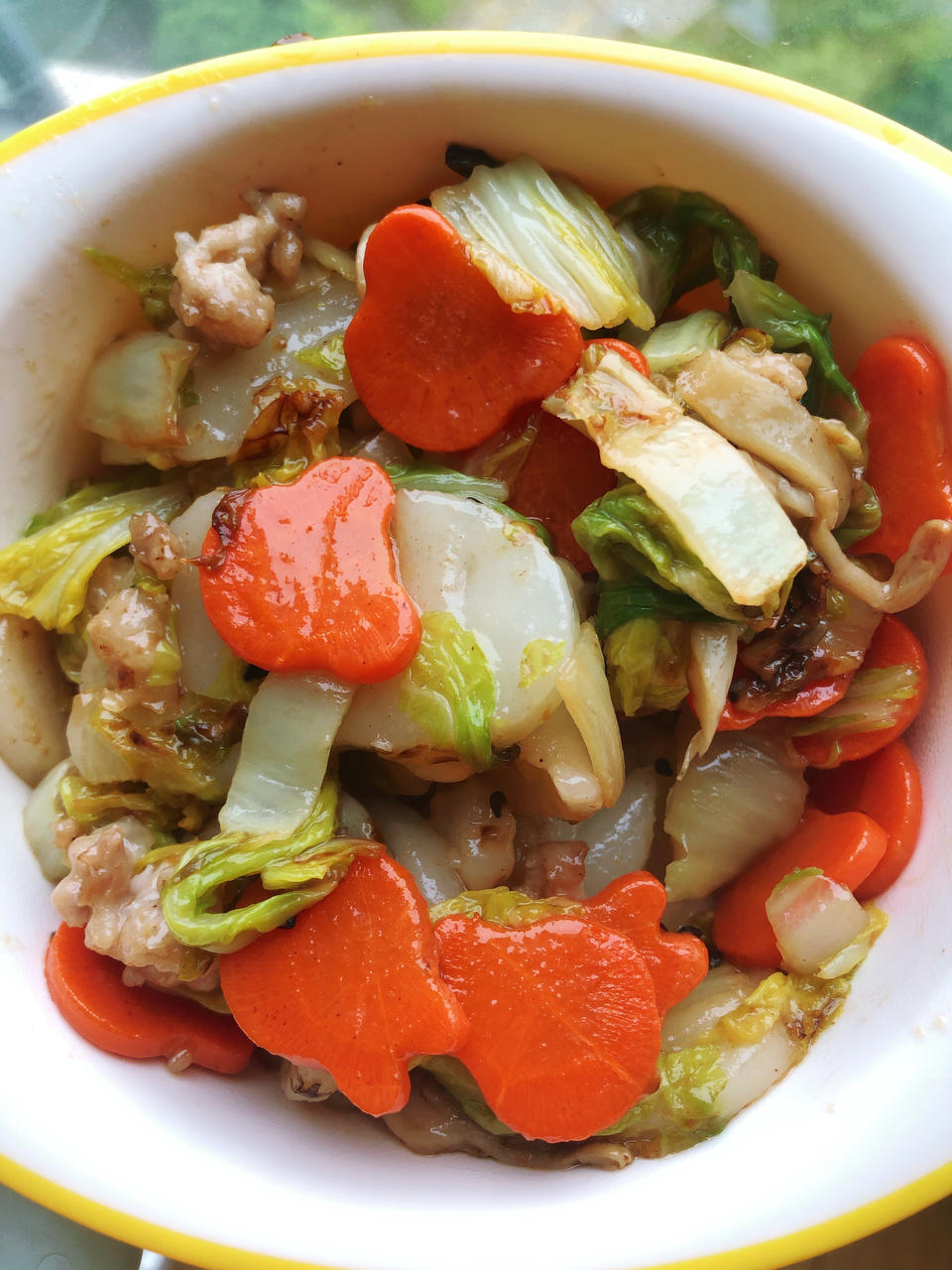 不挑锅、不焦不沾的黄芽菜肉丝炒年糕