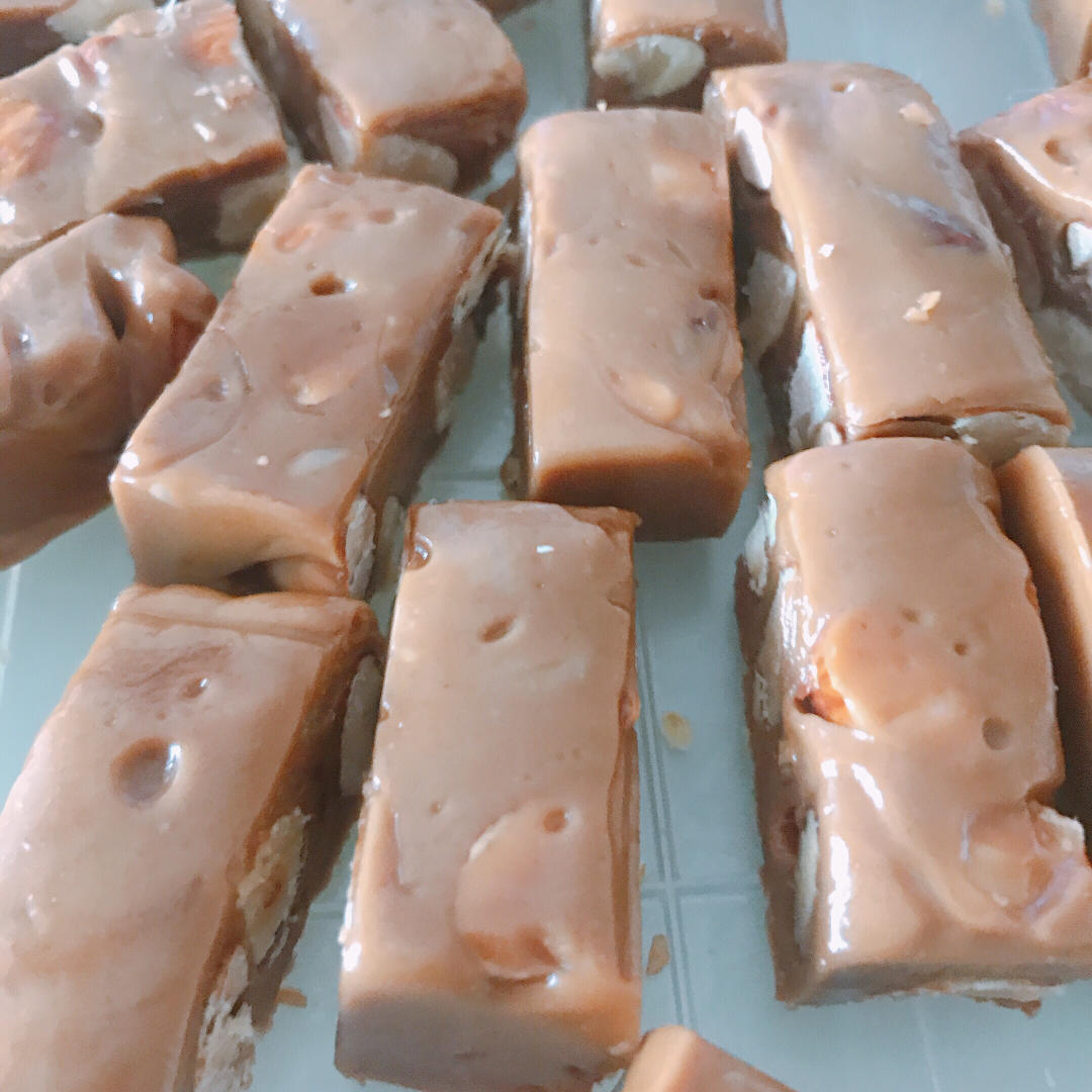 海盐杏仁太妃糖