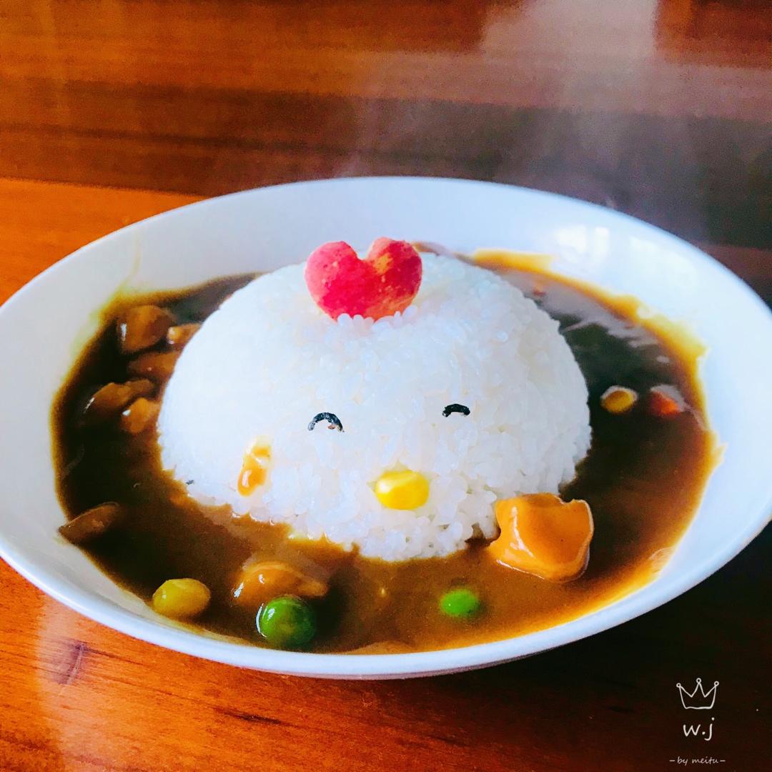 人见人爱花见花开🐤         三只小鸡日式咖喱饭