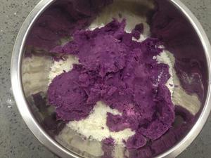 给自己的减肥餐-紫薯馒头的做法 步骤2