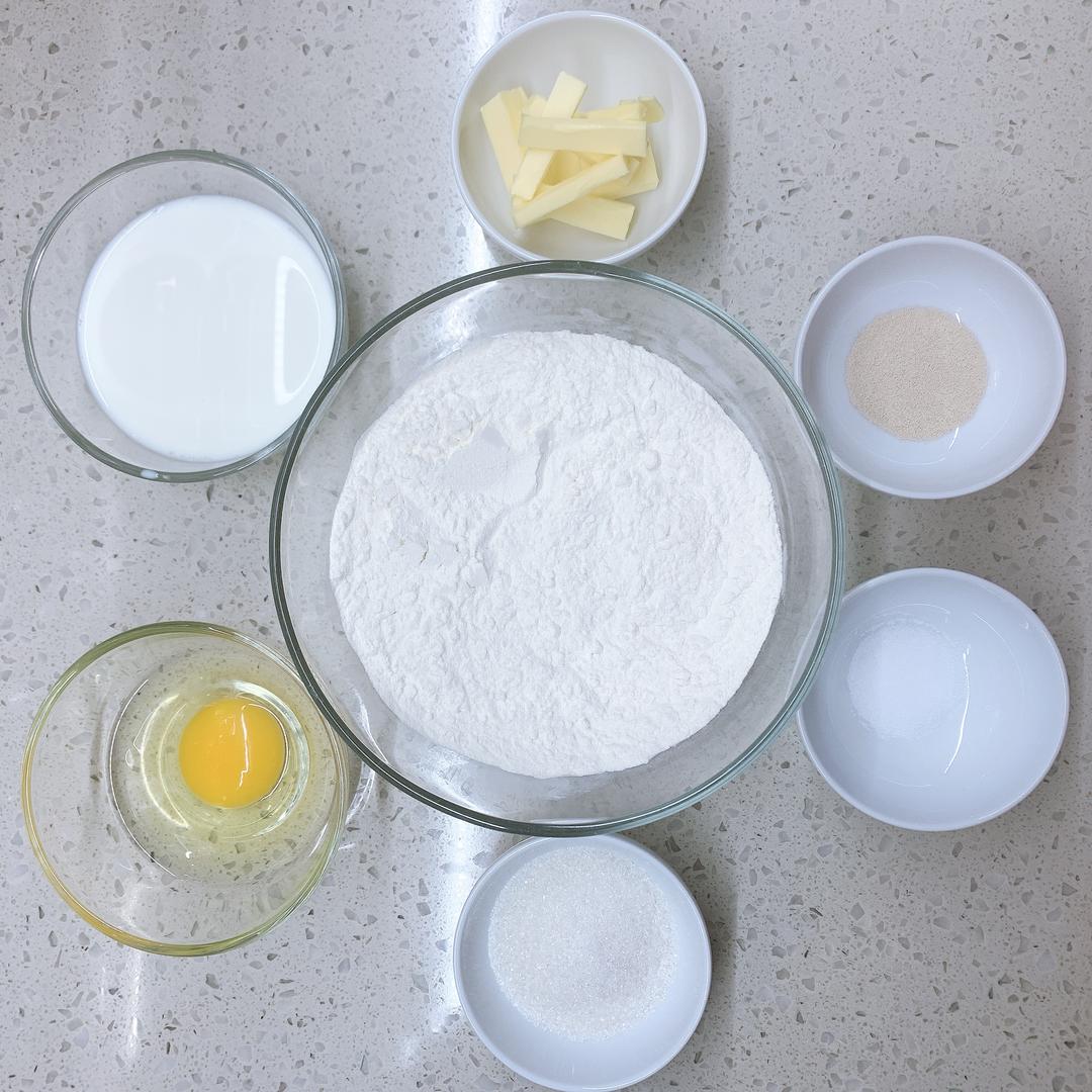 纯奶手撕吐司的做法 步骤1