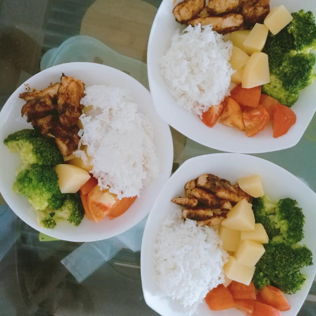 酷炫屌炸天好吃的煎鸡胸肉（香蒜蜂蜜煎鸡胸肉）