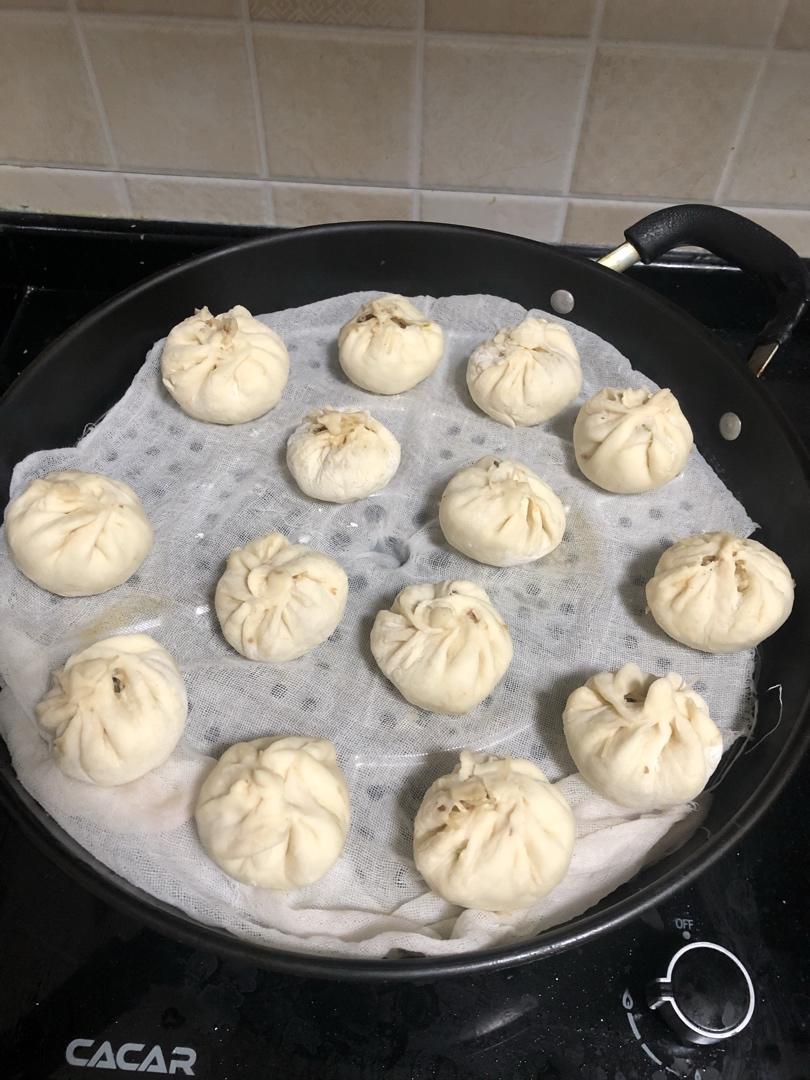 肉末粉丝包