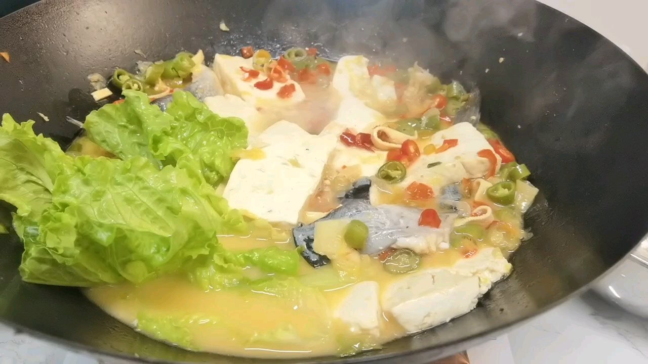 剁椒鱼头豆腐汤的做法 步骤9