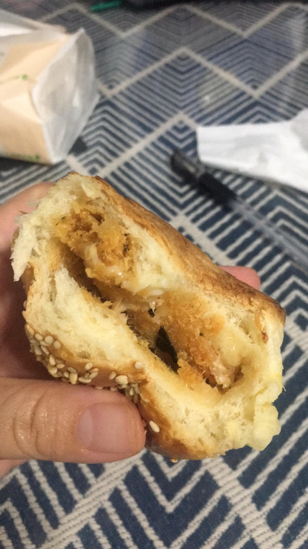 肉松沙拉酱面包（65度汤种）