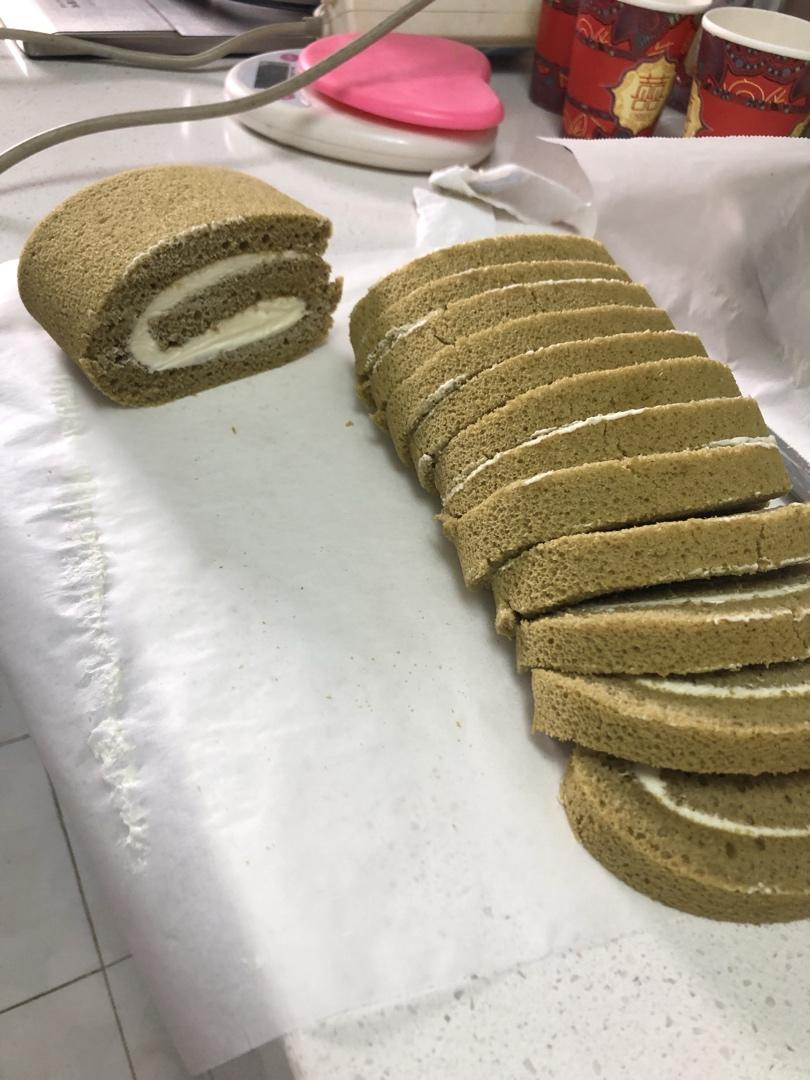 抹茶红豆蛋糕卷