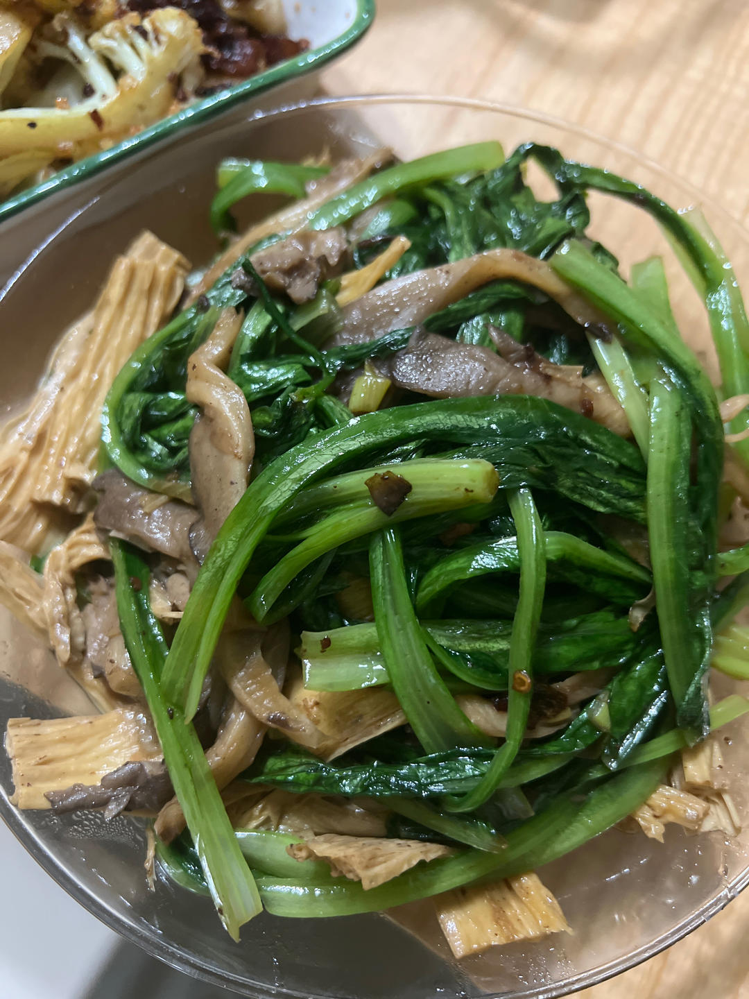 鲜蘑炒腐竹