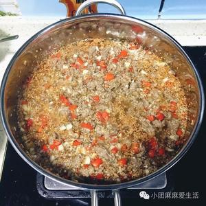 拌饭拌面都不能少的自制麻辣牛肉酱的做法 步骤9