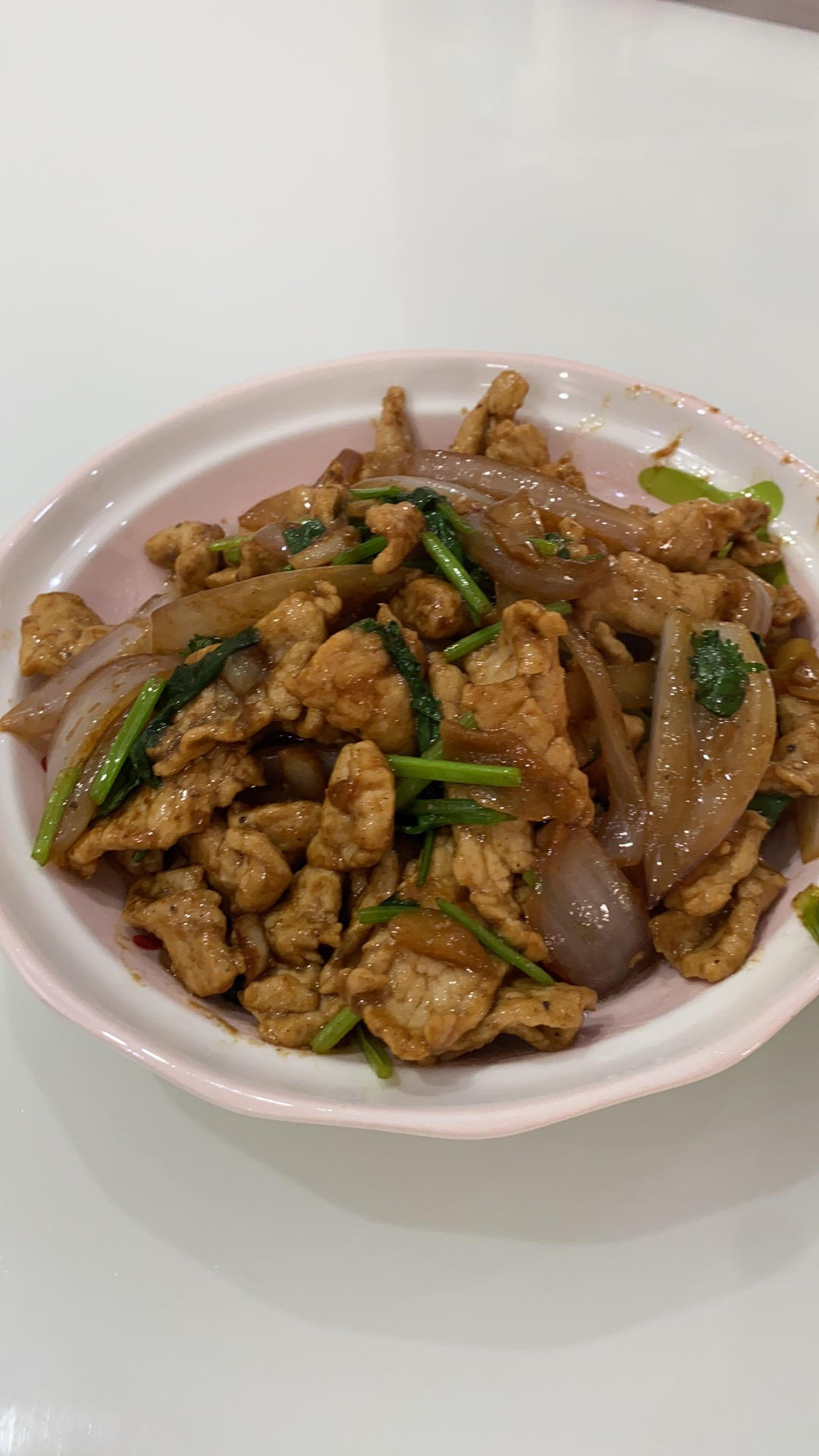 孜然牛肉（👈孜然肉片向左，吉野家向右👉）