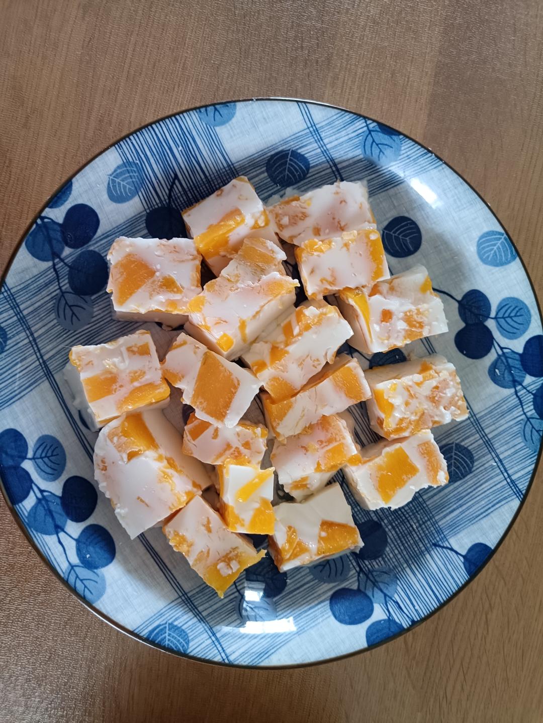 超简单的芒果椰浆奶冻