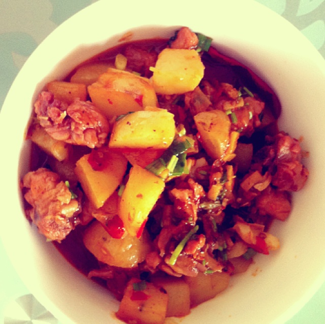 香辣土豆烧鸡块