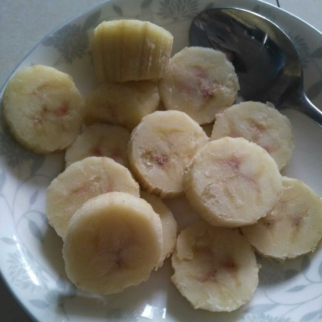 蘑菇不爱下雨做的冻香蕉