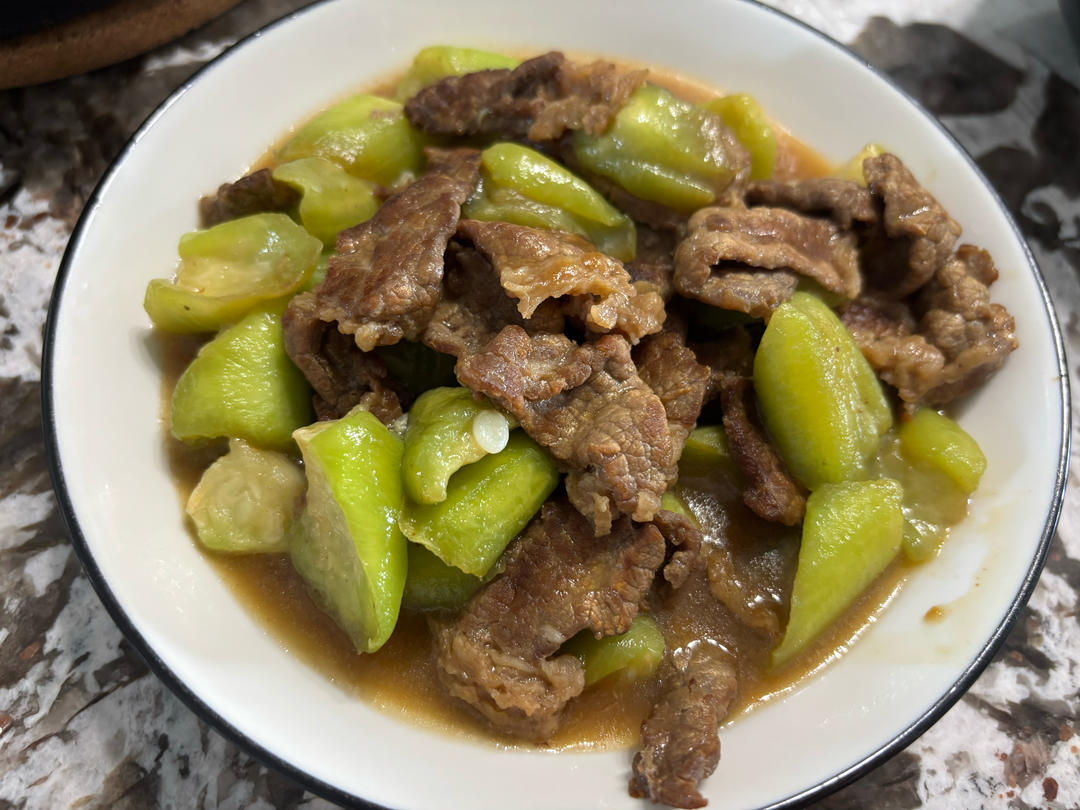 家常丝瓜炒肉