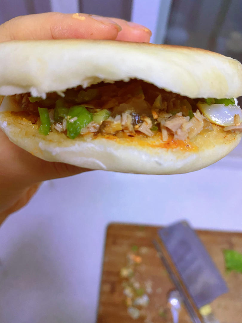 肉夹馍饼(不用泡打粉也外酥里嫩的肉夹馍饼)