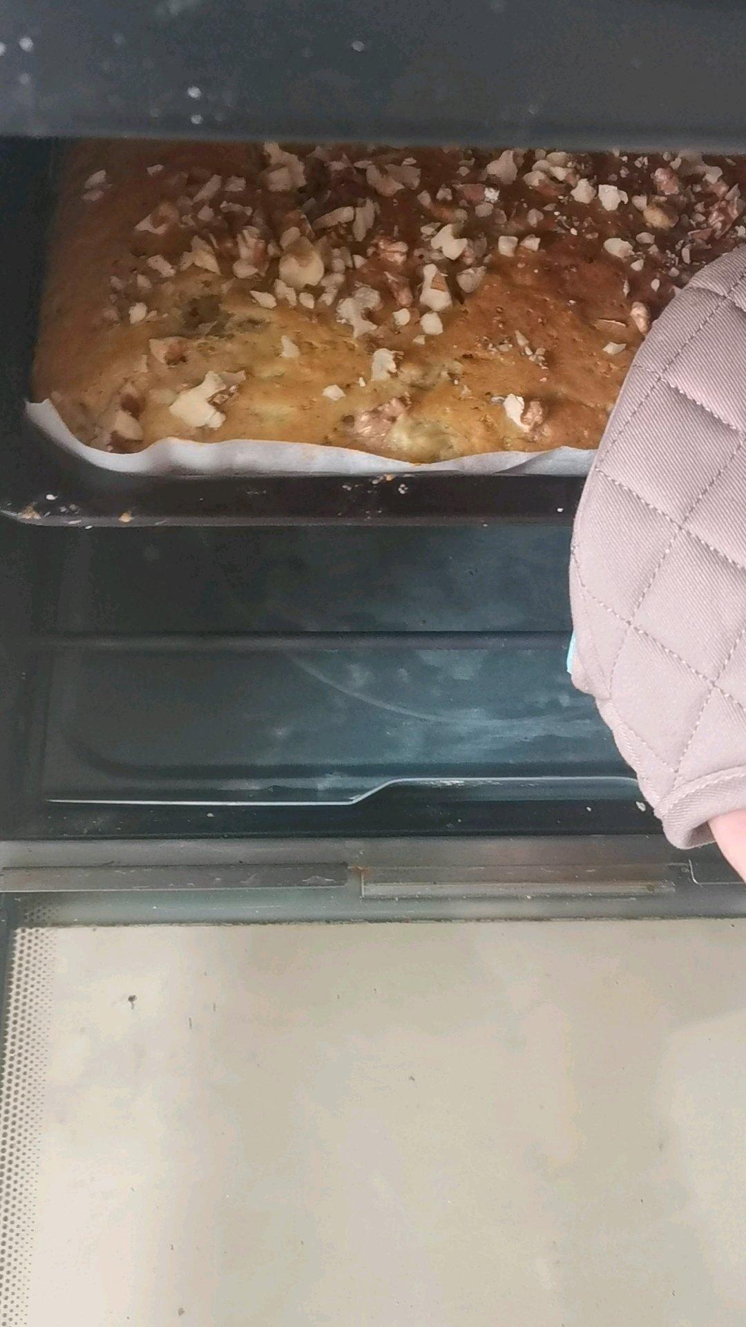 香蕉核桃蛋糕（低油少糖健康版）