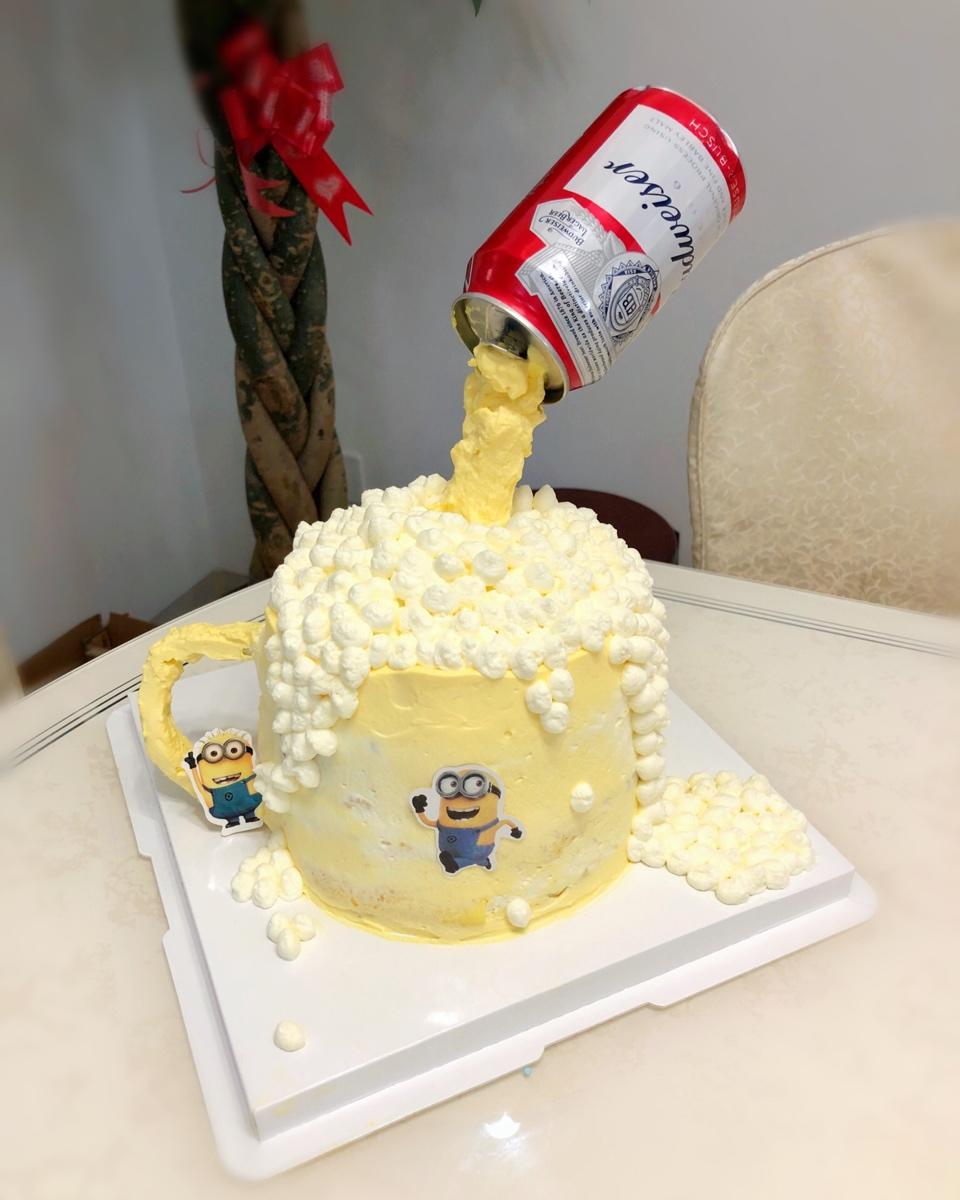 倒啤酒蛋糕