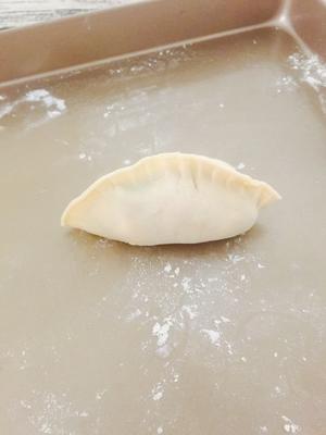 饺子皮（面包机版）的做法 步骤12