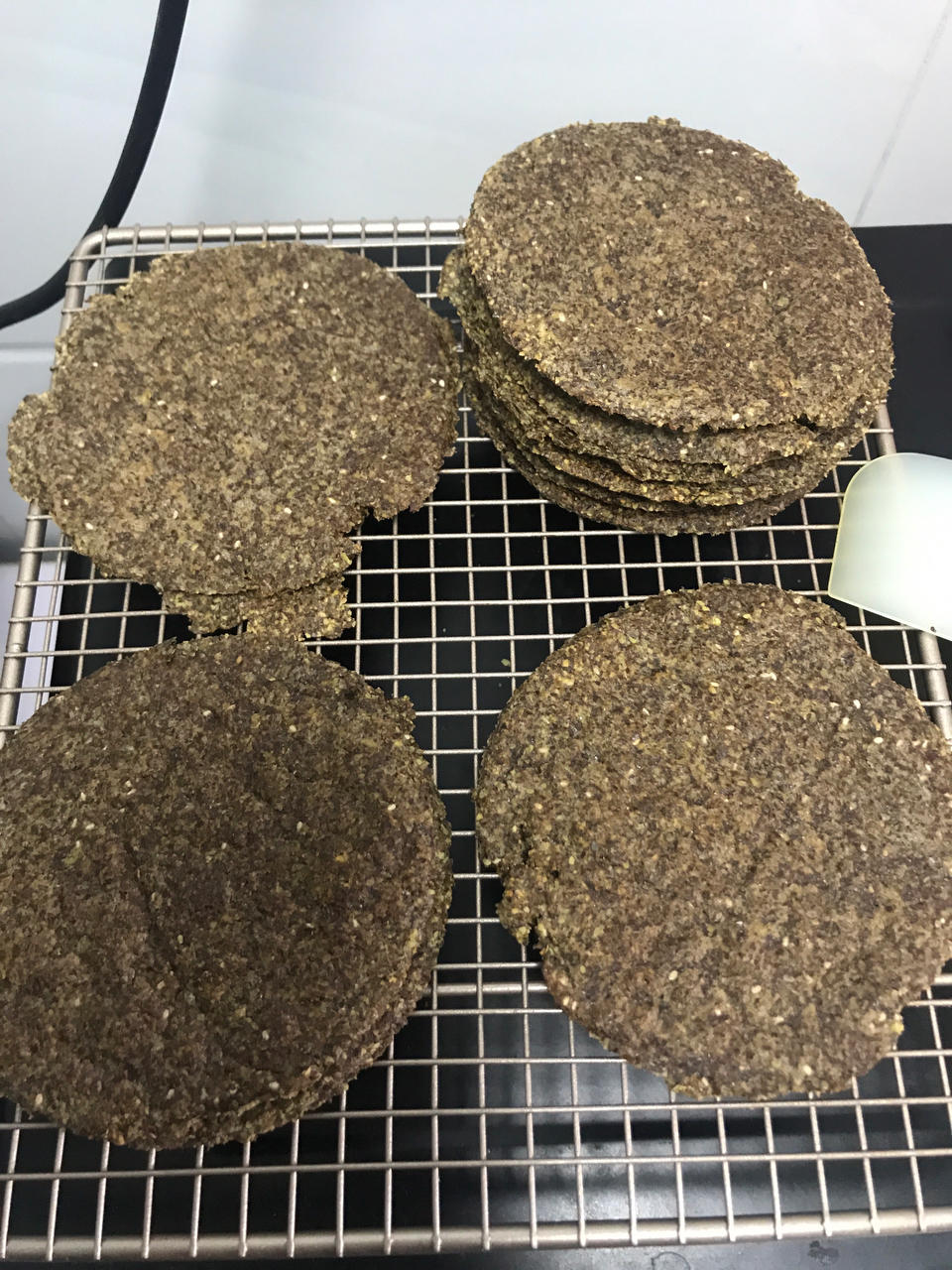 生酮亚麻籽饼