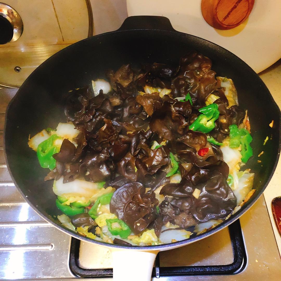 空_3v8p做的白菜炒木耳