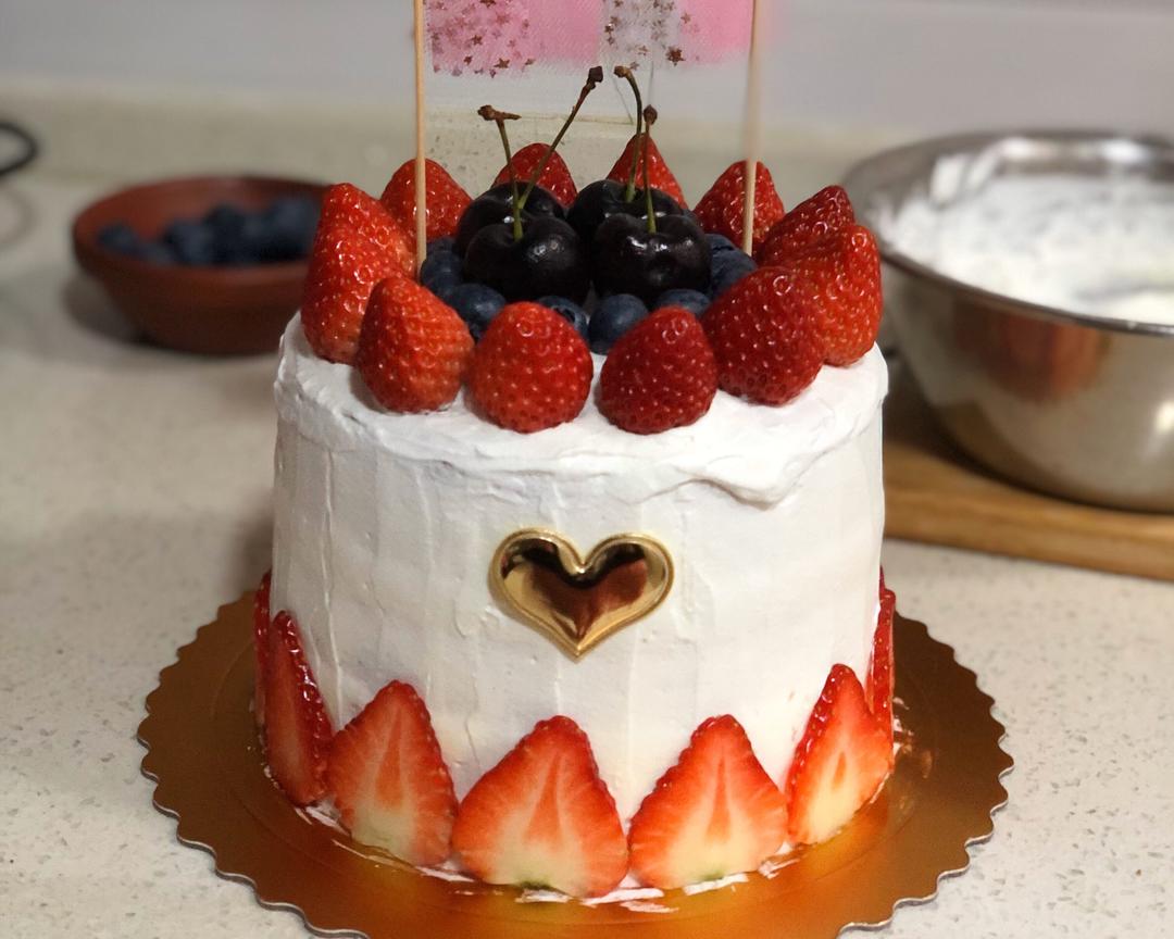 草莓戚风蛋糕（6寸）的做法