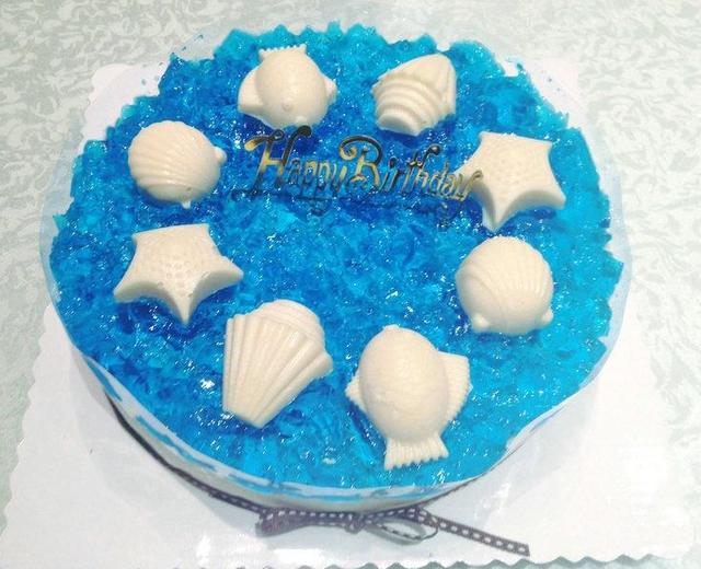 蓝色の海洋酸奶慕斯蛋糕的做法