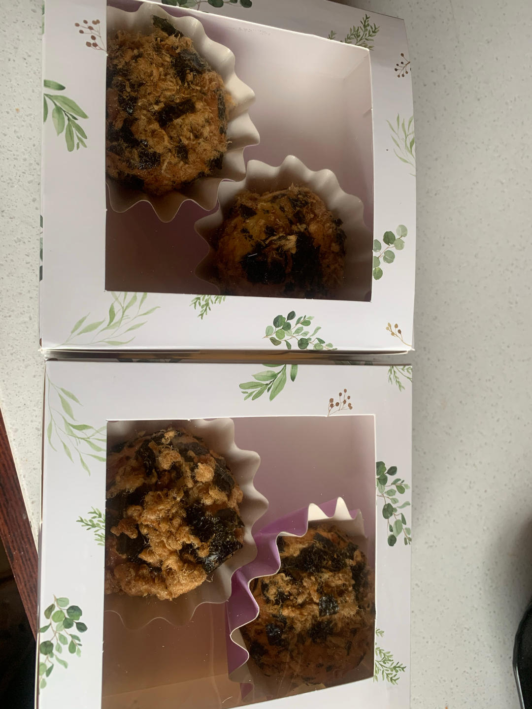 美味海苔肉松小贝