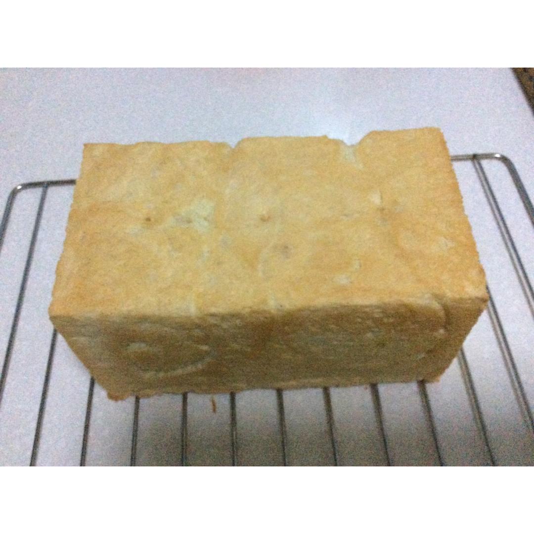 牛奶吐司（附详细步骤图）