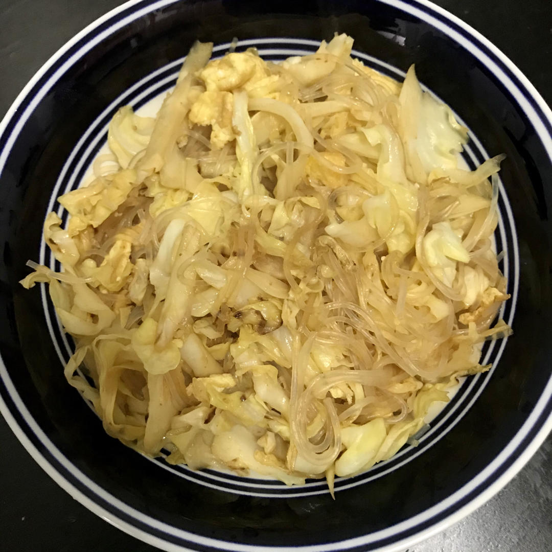 洋白菜粉丝炒鸡蛋