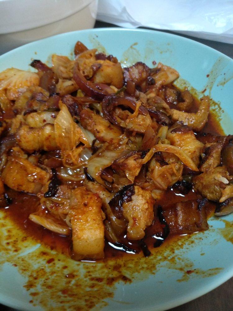 辣白菜炒五花肉