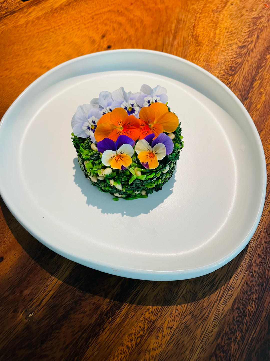 马兰头拌松仁的做法