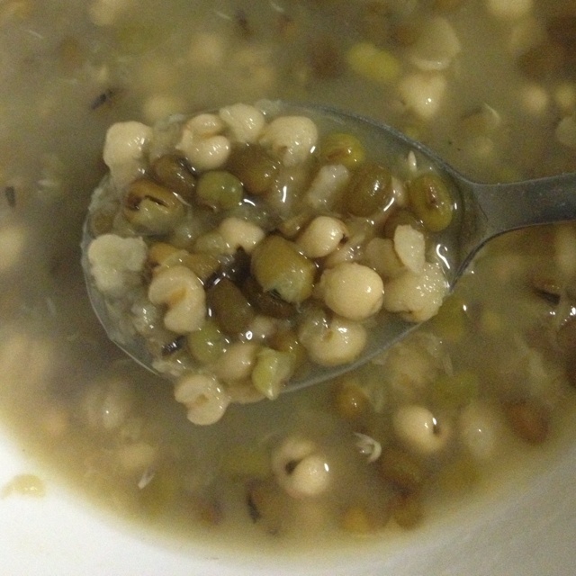绿豆薏米浓浆