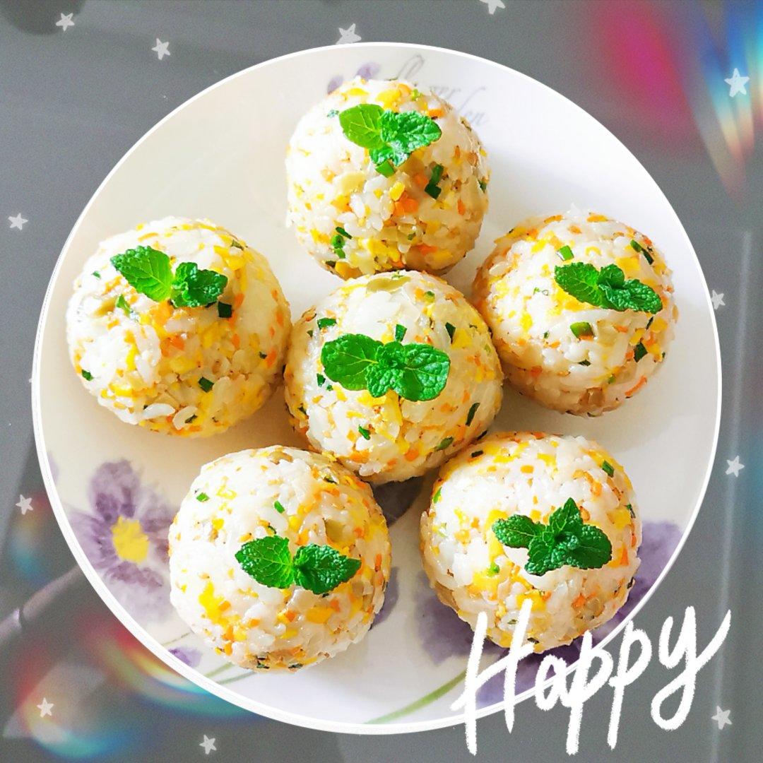 小盆友超爱的肉松饭团子