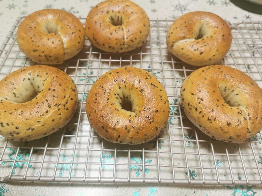 原味贝果🥯/黑芝麻贝果🥯