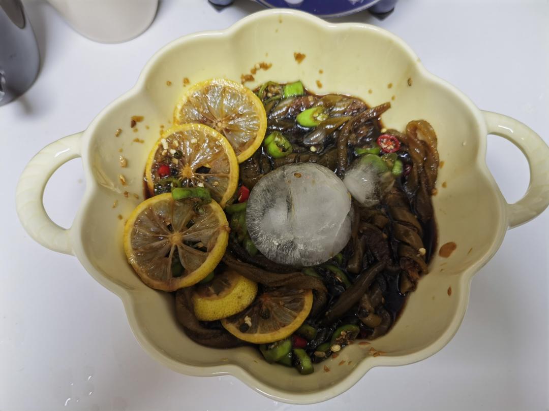 柠檬无骨酸辣凤爪