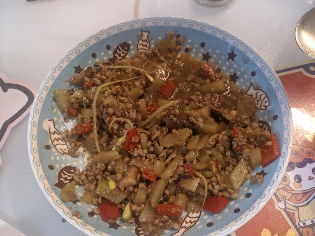 香菇土豆肉沫饭