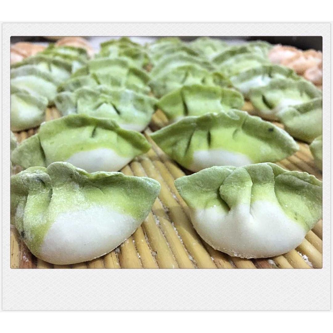 翡翠白玉白菜饺子详细版（附翡翠白玉白菜饺子包法，翡翠白玉饺子皮两种制法，面包机和面，翡翠白玉烧卖，各种馅料搭配）