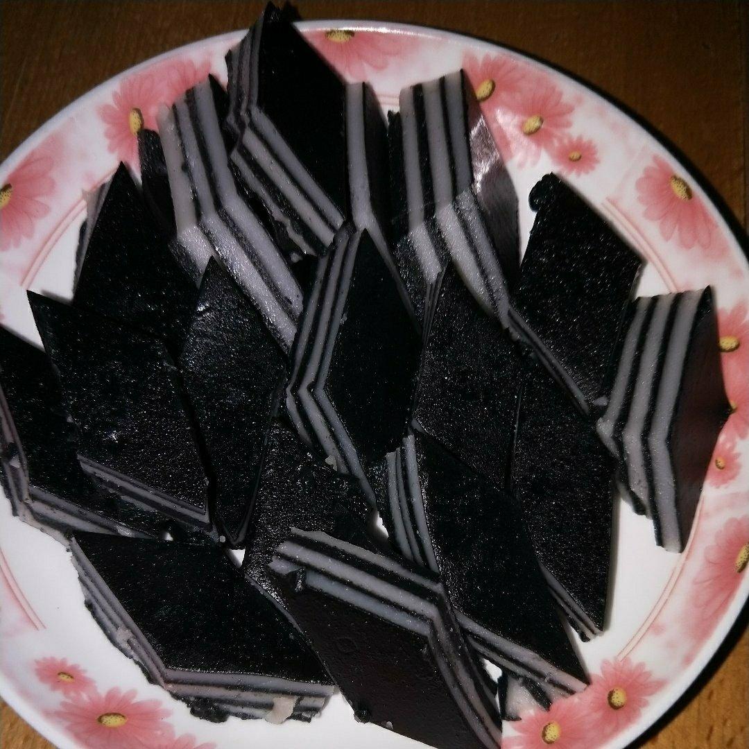 黑芝麻千层马蹄糕