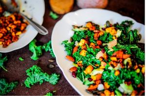 健康羽衣甘蓝沙拉 marinated kale salad-Nadia Damaso的做法 步骤7