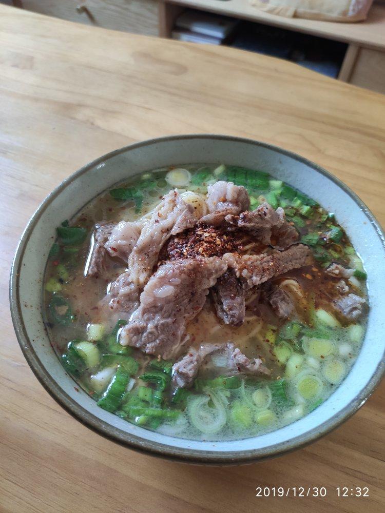 鲜掉眉毛的清炖牛肉汤（面）