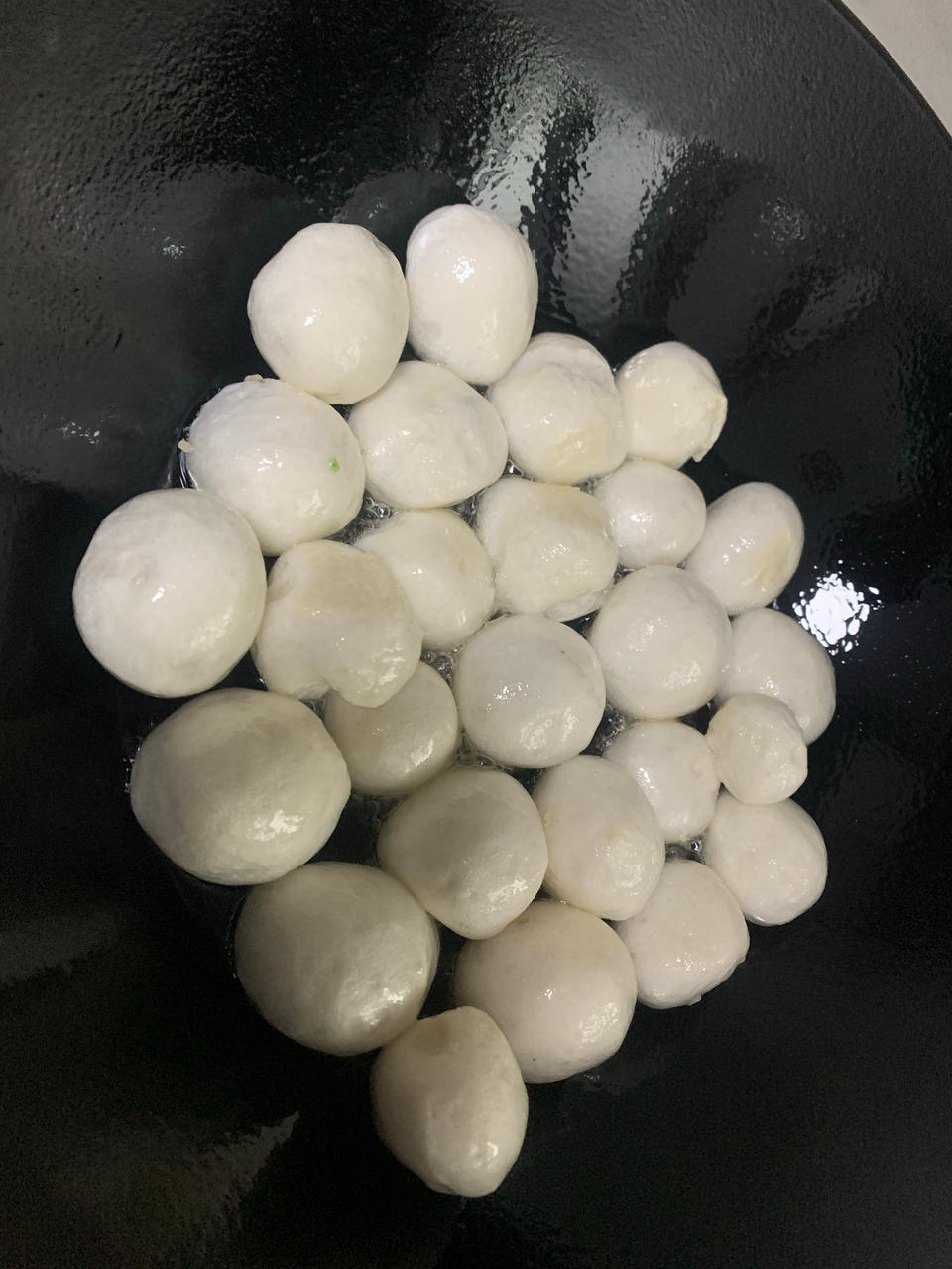 打火锅最强王者【皱纱鱼腐】，吃过都说服，一咬满口汁！