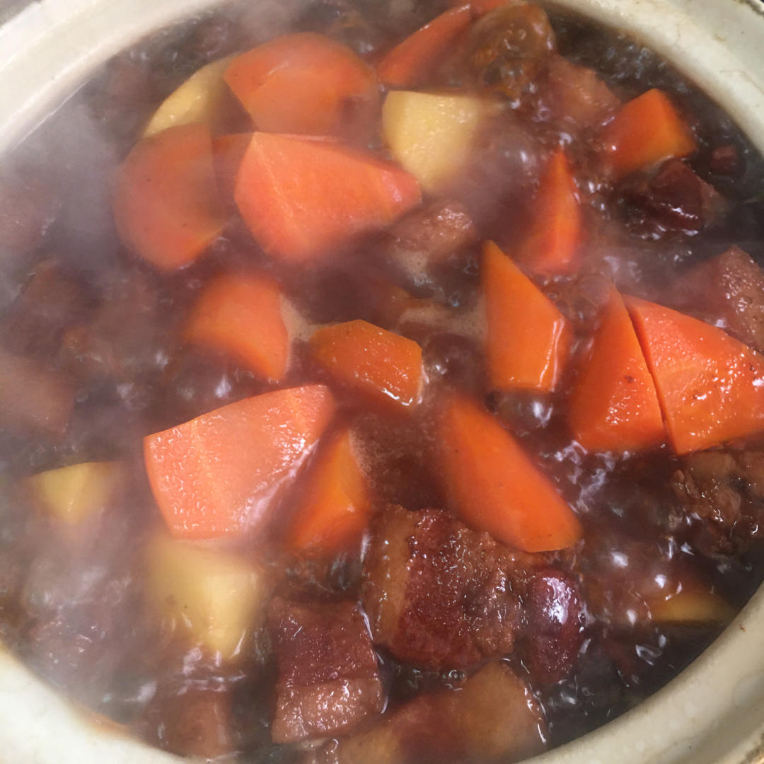 红烧肉炖土豆（丝毫不腻）