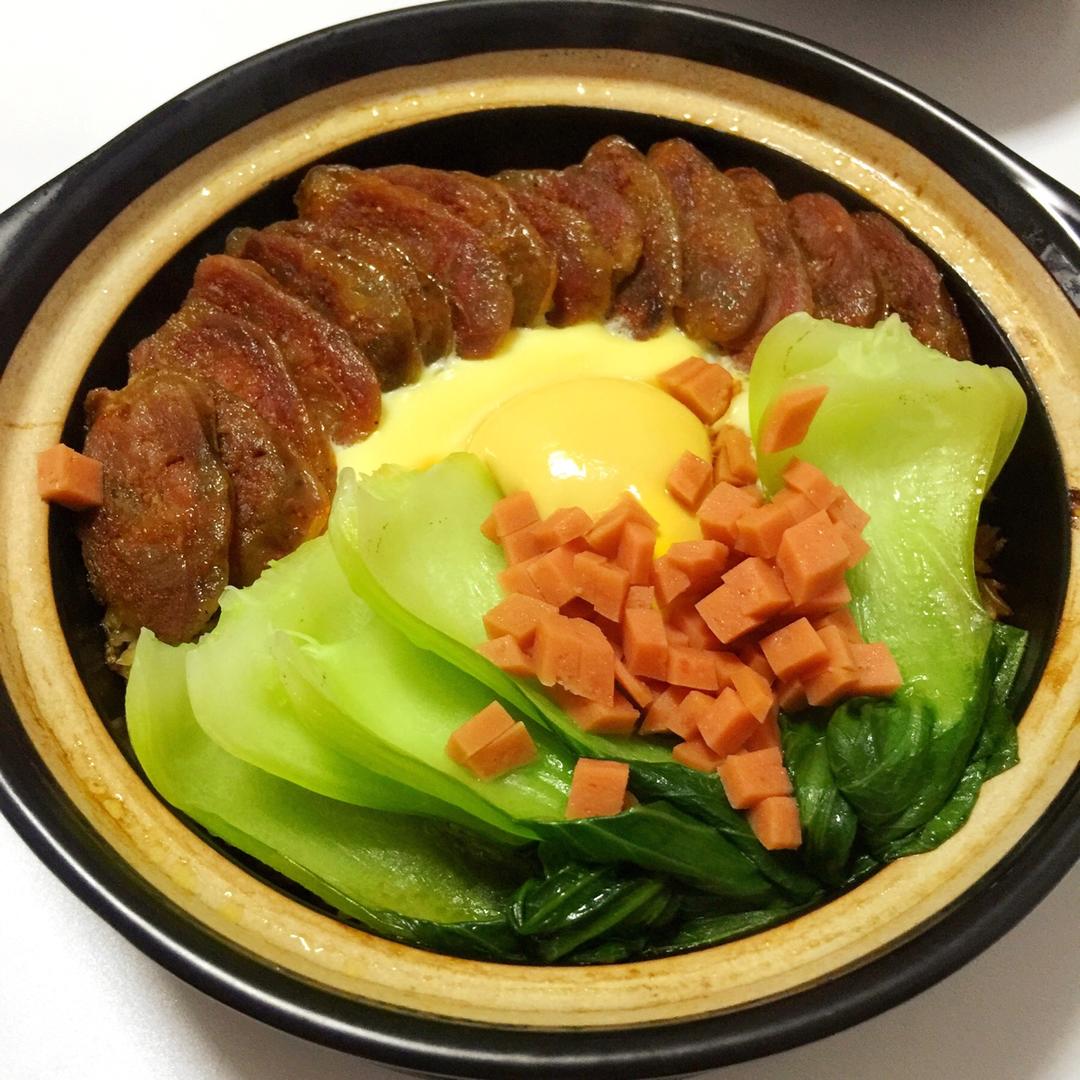 香肠煲仔饭