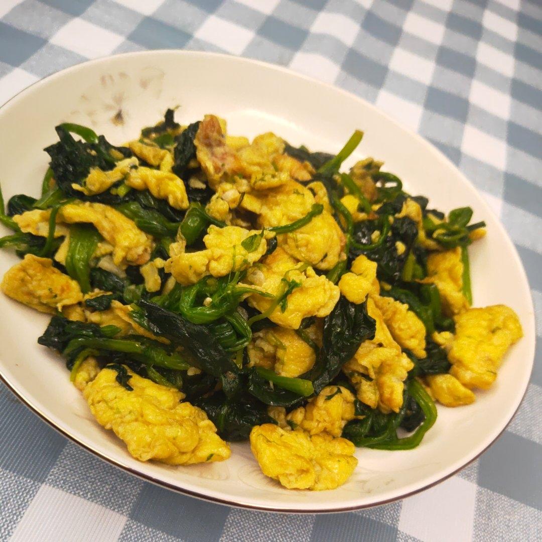 菠菜炒鸡蛋