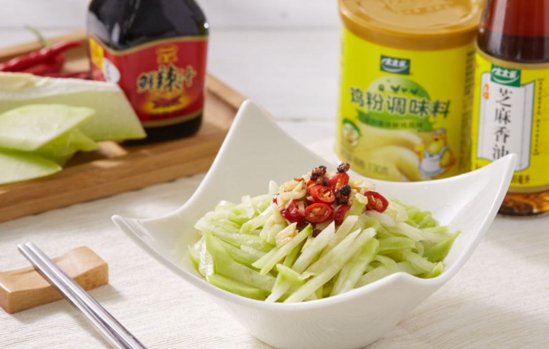 #夏季爽口开胃菜# 炝拌佛手瓜的做法