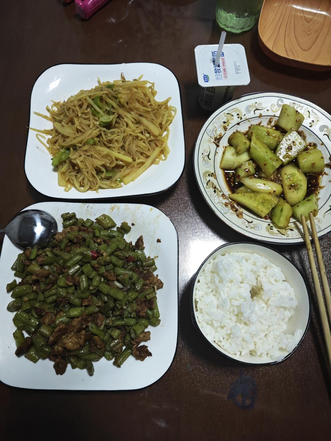 🌈酸酸辣辣巨开胃～超过瘾的凉拌黄瓜