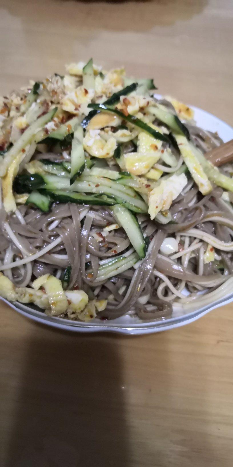 超好吃的凉拌面（荞麦面）